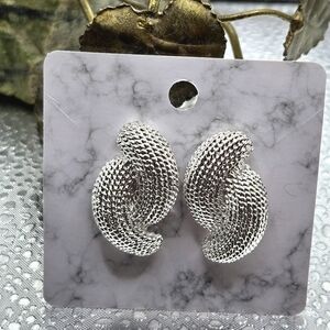 "5/$25" Chunky Silvertone Swirl Post Stud Earrings
